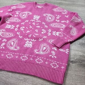 AMERICAN EAGLE Pink Paisley Bandana Pattern Pullover Sweater Small